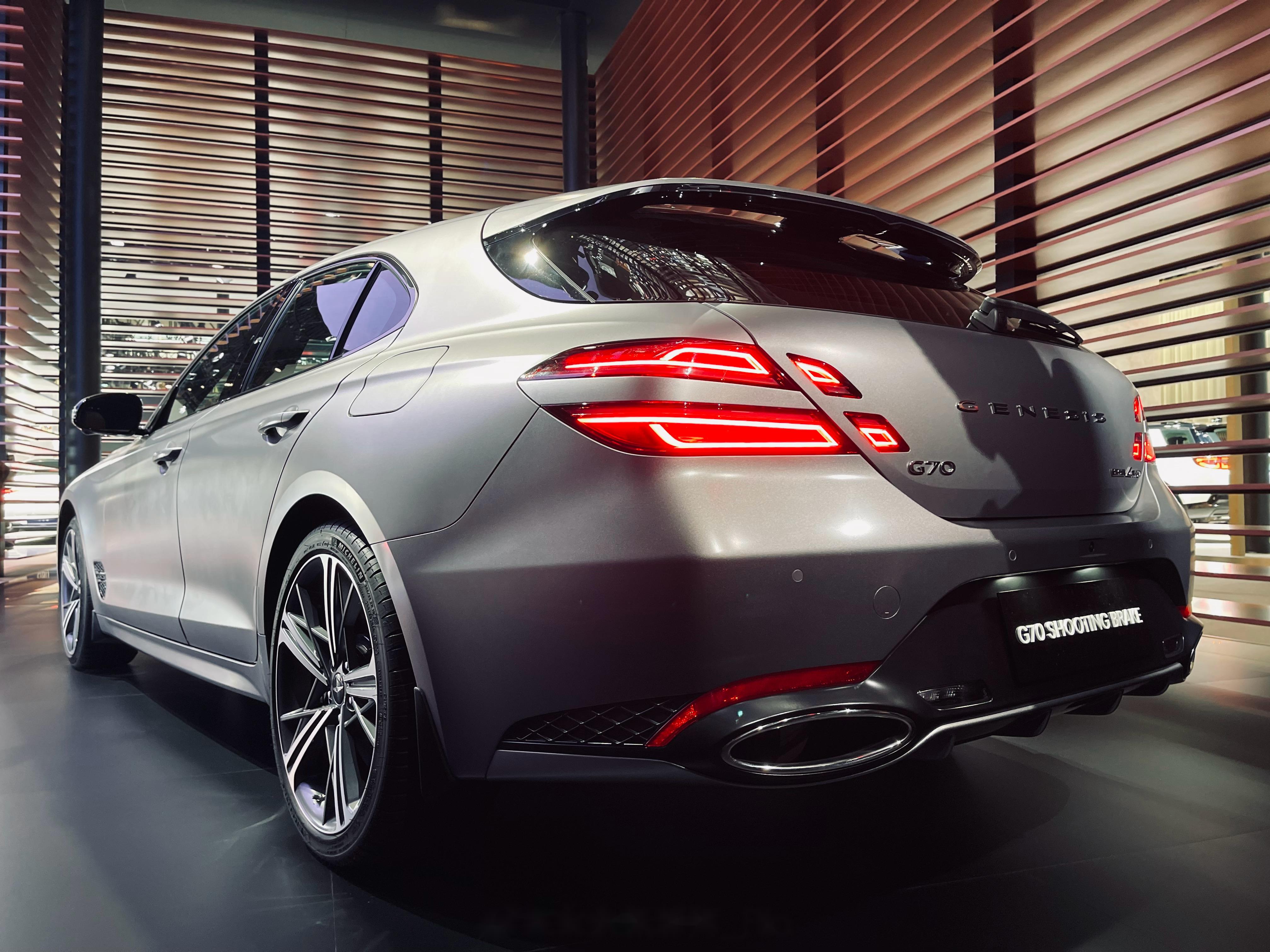 捷尼赛思 g70 shooting brake 发布了两个版本 豪华版 msrp