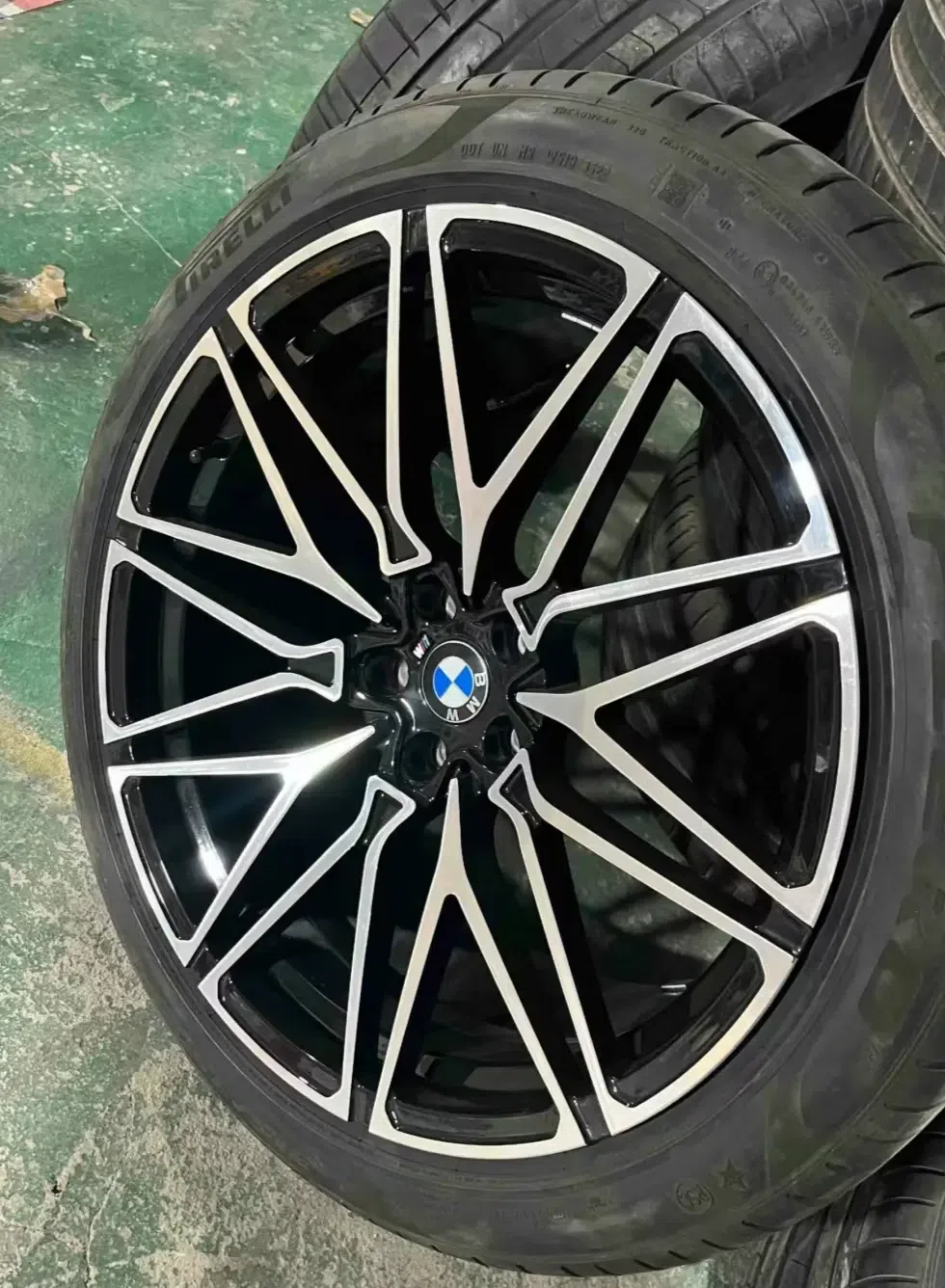 宝马x5 x6轮毂21寸818m原装拆车轮毂轮胎一套,轮毂: 9.5jx21 e