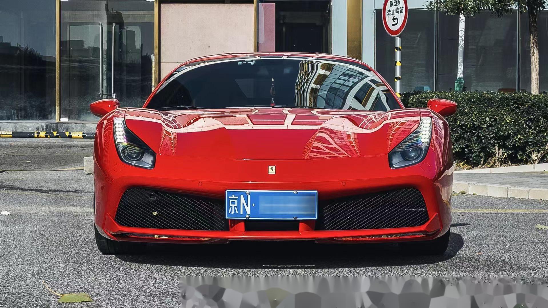 2016年 法拉利488 gtb,3.7万公里,价格合适.精品车况.