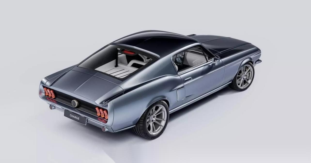 以1967年的ford mustang福特野马的经典外型charge cars所_mustang