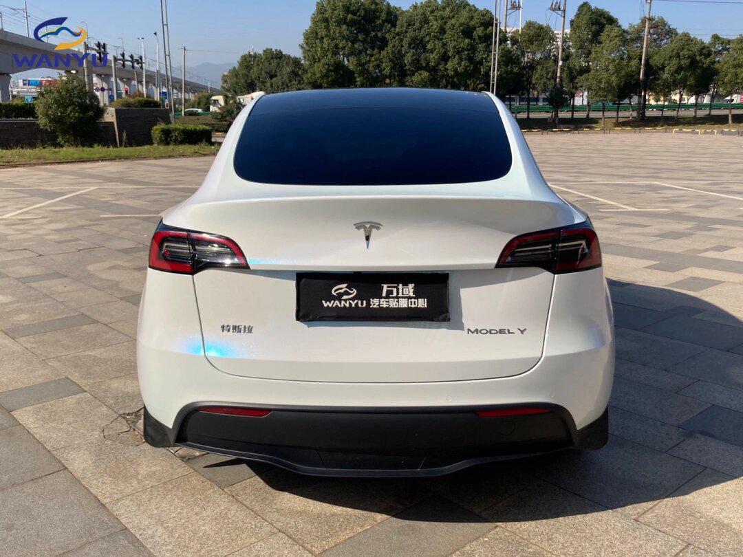 08车型:特斯拉modely 99项目:钻石白魅蓝改色膜 99地址:南昌万
