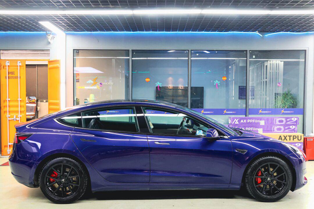 特斯拉model3轮毂卡钳改色拆掉罩子解锁颜值