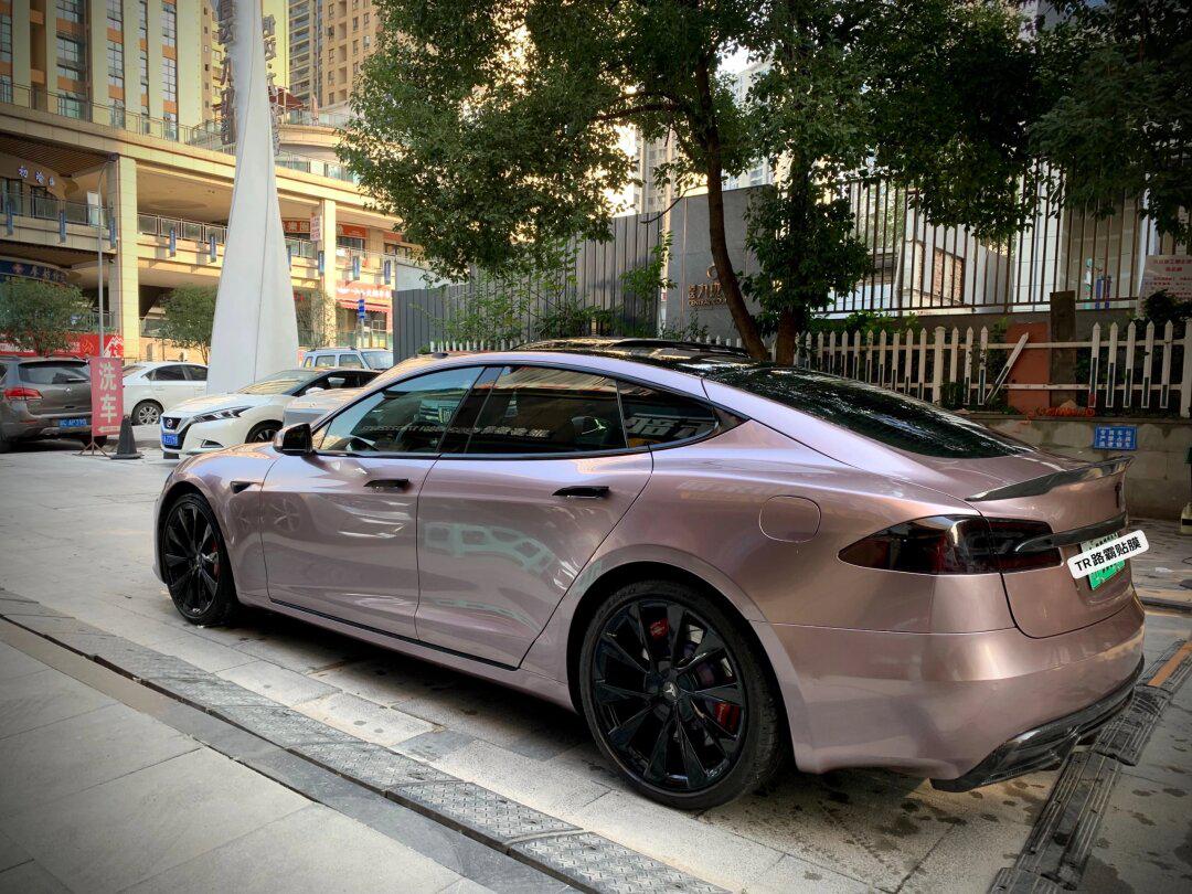 当前位置:>易车>社区>models社区>特斯拉经典改色系列models冰莓粉>