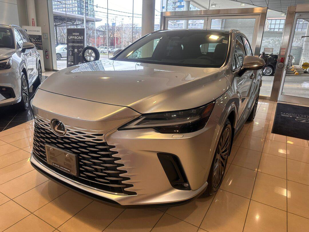 多伦多 雷克萨斯rx450h 插电混电款绿牌