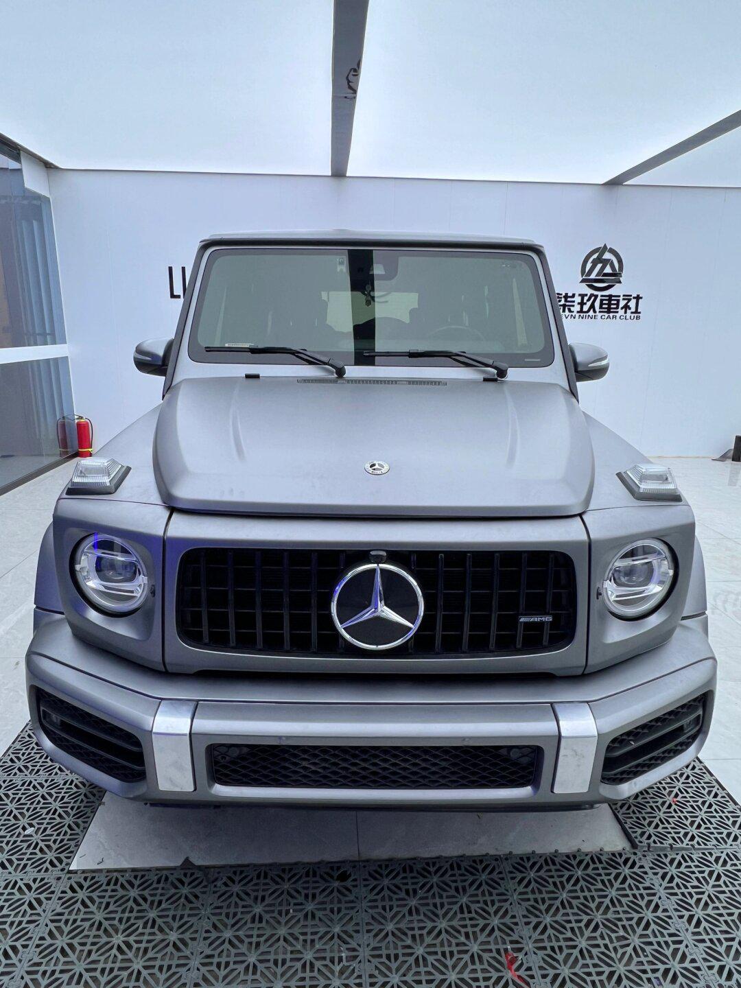 奔驰大g改色amg山灰