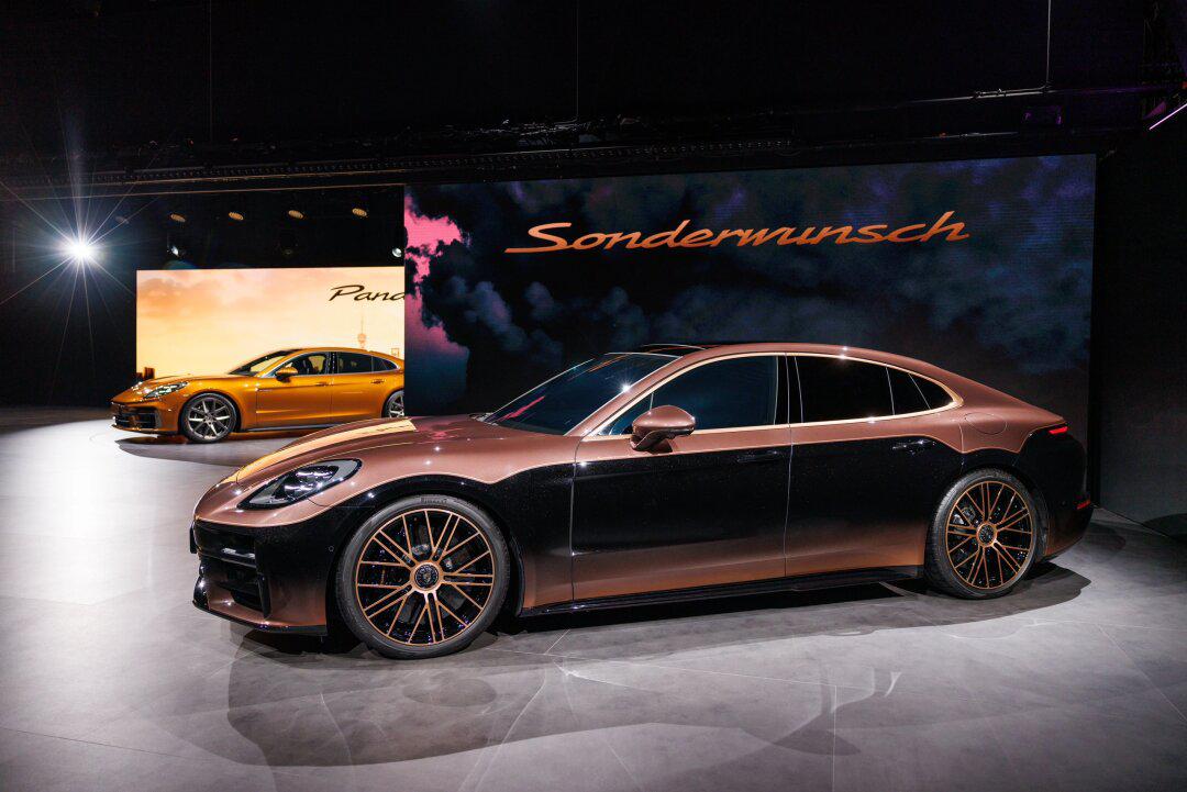 保时捷全新panamera全球首秀!更凌厉更科技