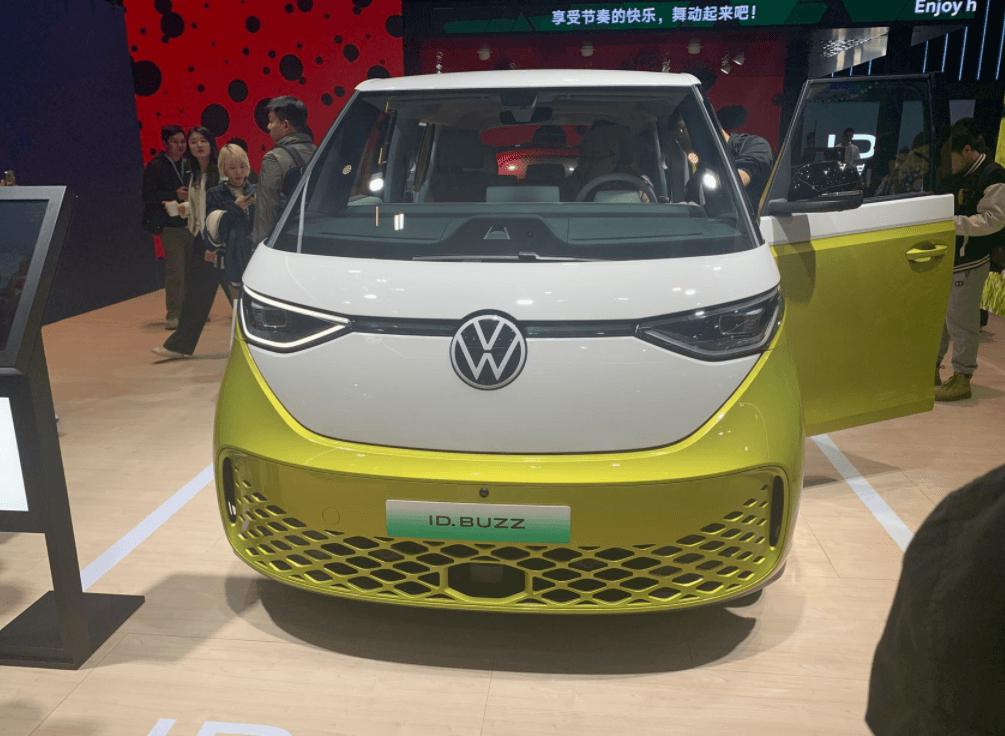 大众汽车在国内市场投放的mpv车型途安,威然,市场表现双双拉胯.