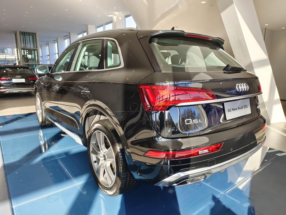 奥迪a5限时优惠998万欢迎试乘试驾