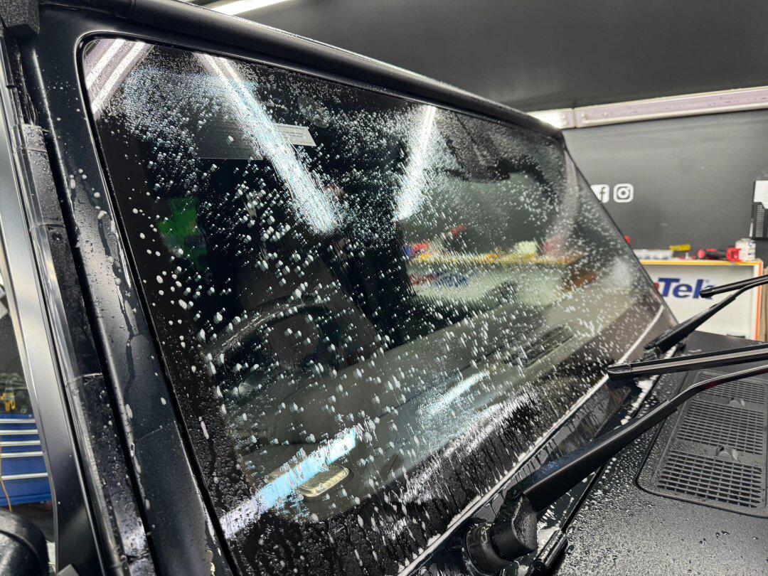 科普帖|墨尔本前挡风玻璃可以贴膜吗?_奔驰g级 amg社区_易车社区