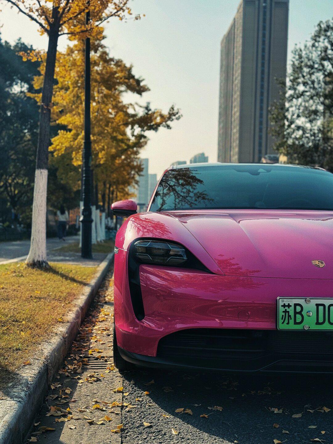 100w 买这个车真得别太蠢,女生太颜控了吧