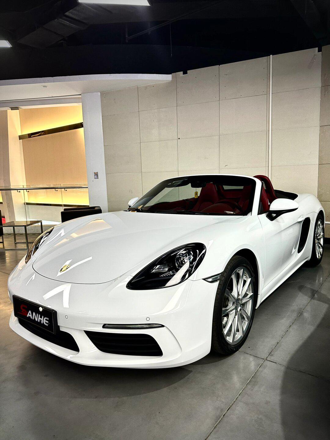 这是你要的细花白 保时捷718 boxster 吗71