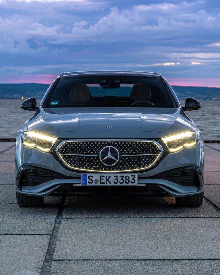 现在的奔驰 e 和w211 奔驰e-class