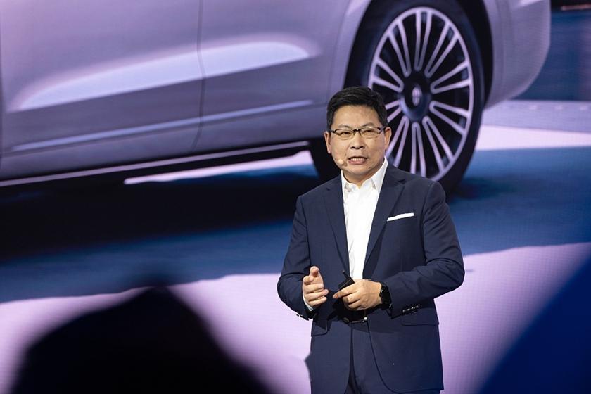 【t早报|余承东点名希望一汽参与华为新合资公司;aws发布新一代自研