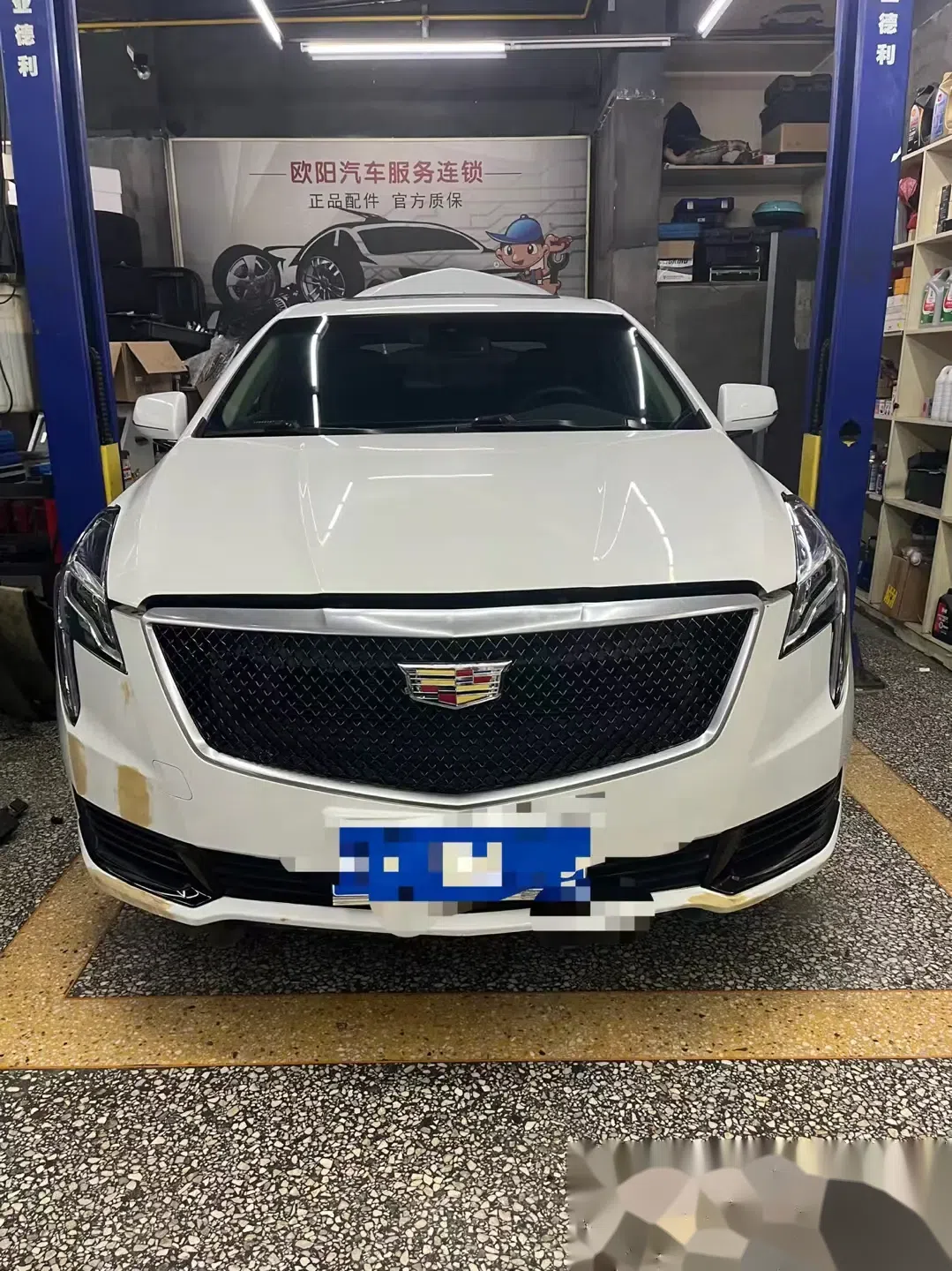 凯迪拉克xts完美交车 施工项目:液态金属银哑光改色膜 轮毂修复 亮黑