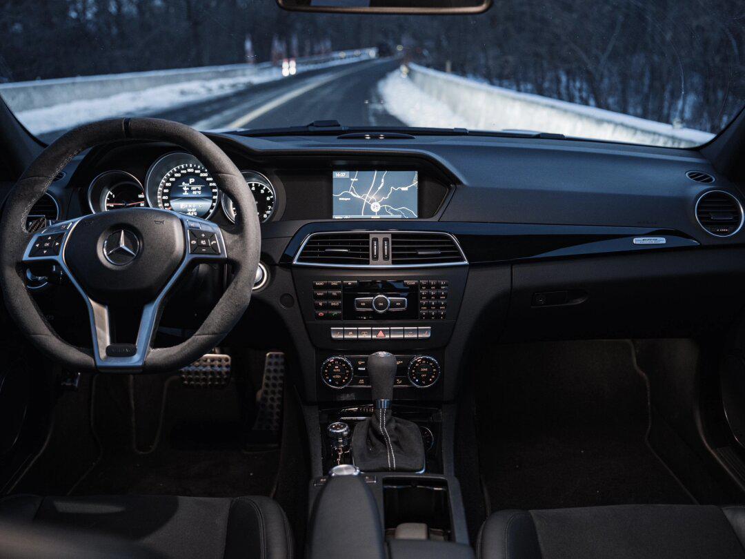 德式肌肉车 奔驰w204 amg c63 507