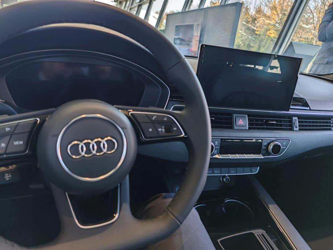 奥迪a4内饰何时换代