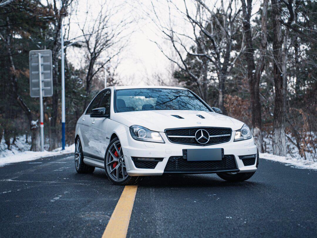德式肌肉车 奔驰w204 amg c63 507