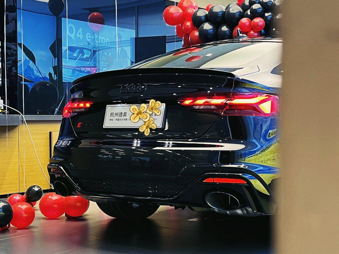 奥迪rs5 黑武士狠狠爱住