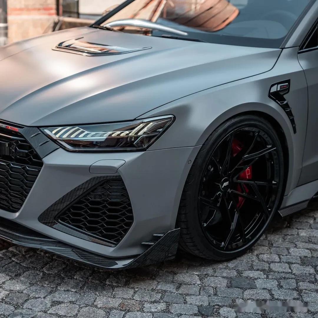 你猜第一是? 奥迪 rs7