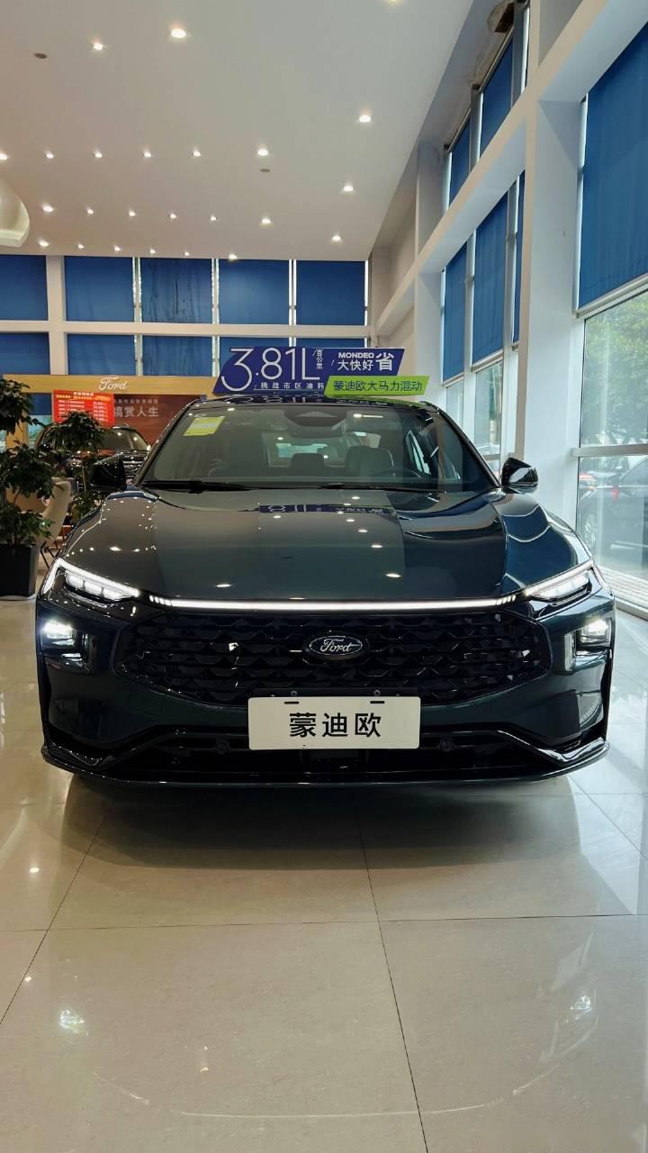 福特蒙迪欧大马力e一混动版上市了.