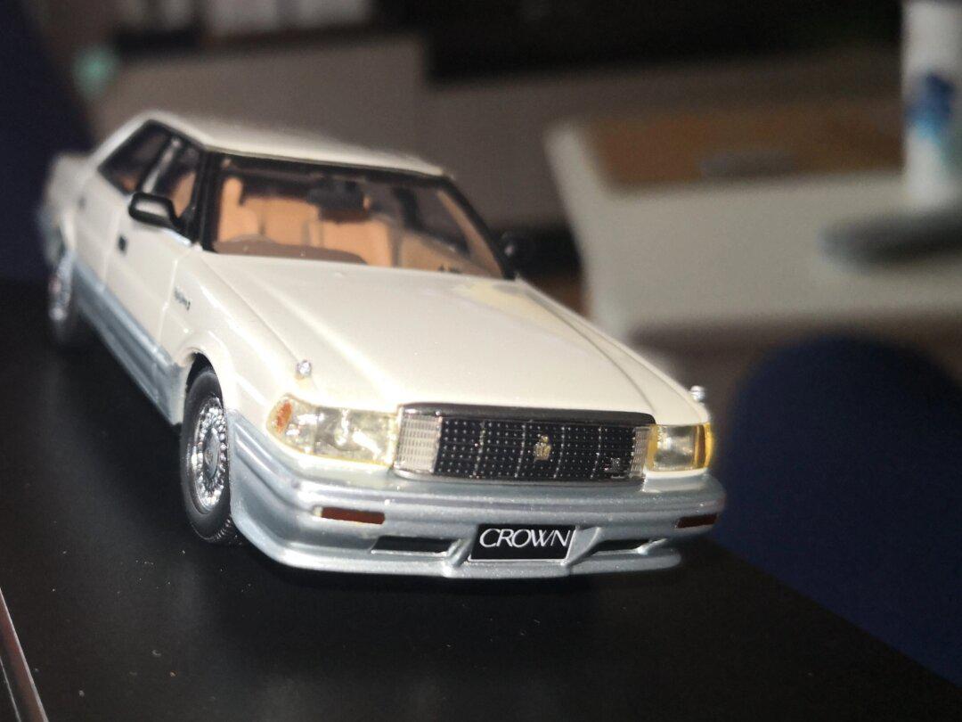 丰田皇冠8代 s130系