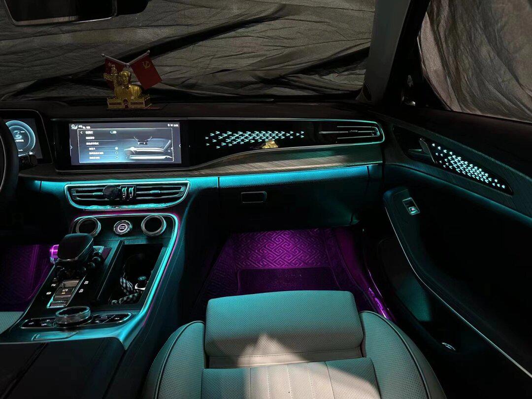 红旗h9 替换式氛围灯 幻彩效果