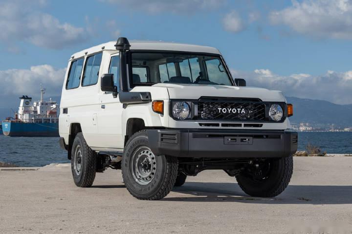 直布罗陀丰田的这个陆巡78可太完美了,该省省,该花花的典范!