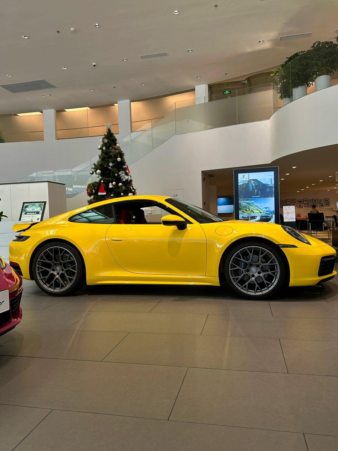 911carrera 竞速黄_保时捷911社区_易车社区