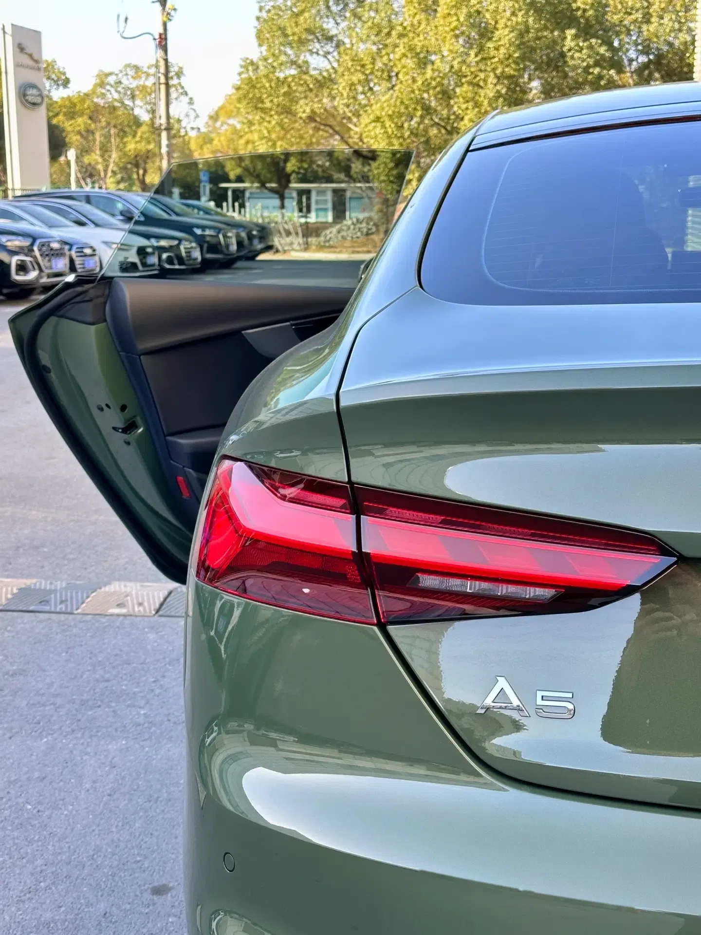 a5 9698 无边框车门 溜背造型 轿跑 幸运摇到生日车牌_奥迪a5社区