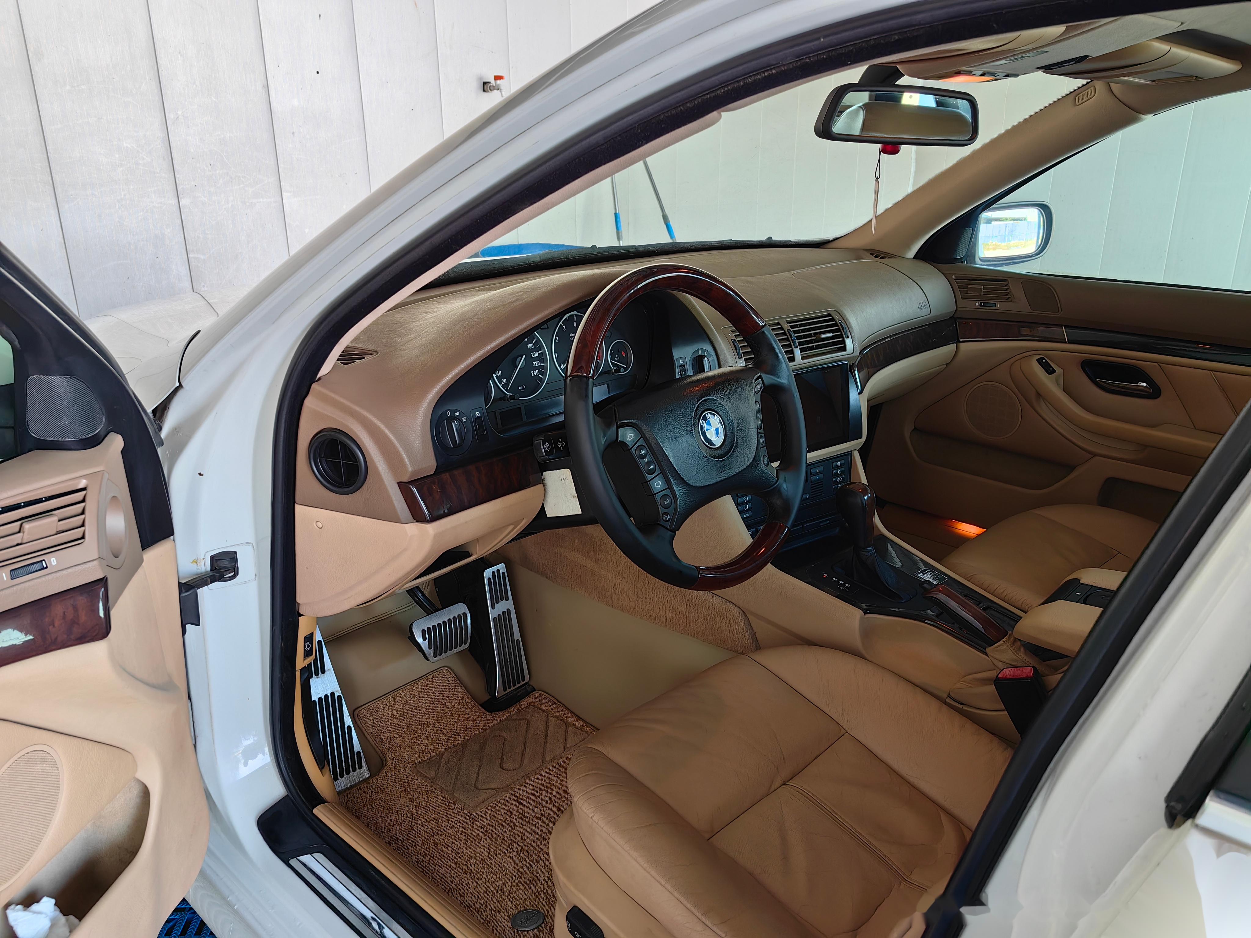 诞生于千禧年前后的,第四代,e39宝马5系,经典设计永远值得回味的一代