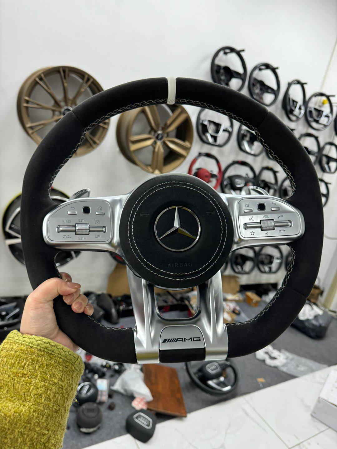 便宜出一套全新奔驰翻毛皮amg方向盘总成