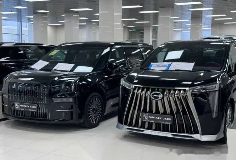 俄罗斯的一家高端车行 理想l9卖 84