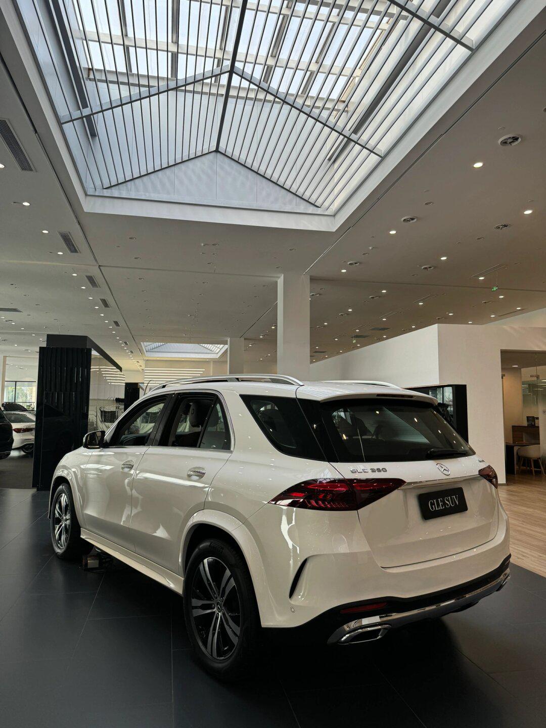 gle350时尚 极为稀有白色现车车一台!_奔驰gle社区_易车社区