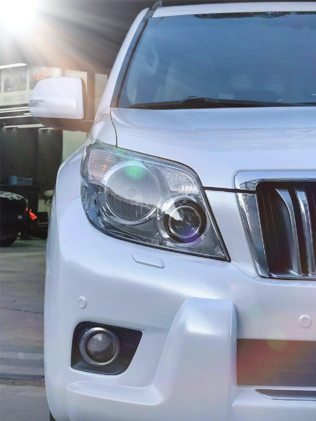 普拉多改色超亮金属雪山白