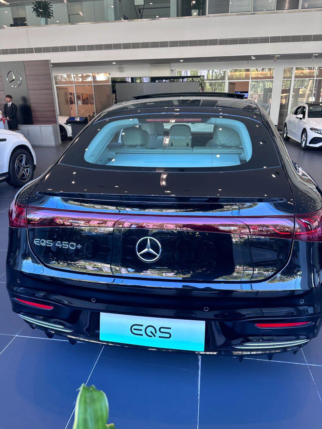 实拍无滤镜奔驰eqs450(一切好谈)