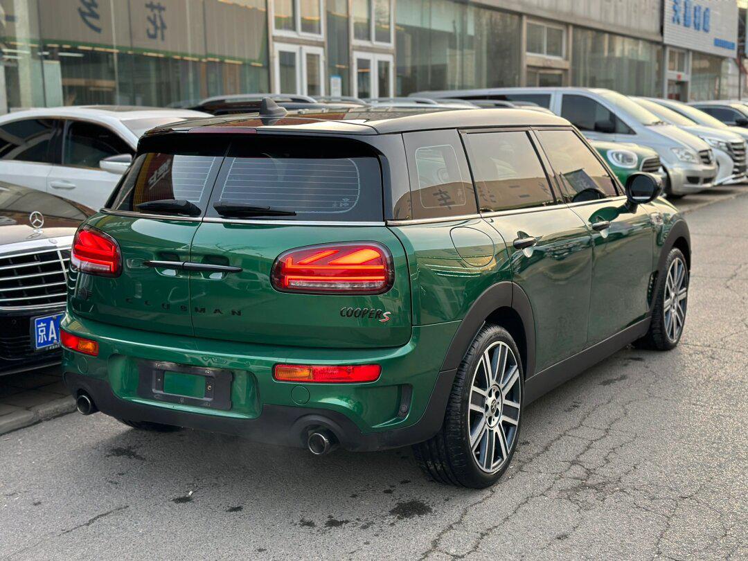 2022款 2021年上牌 mini clubman 2.0t鉴赏家 英伦绿 麦