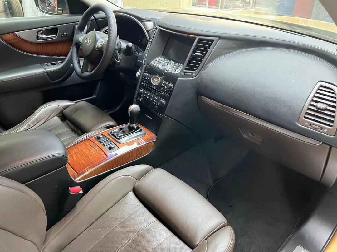 11年英菲尼迪fx50s 后期431p版本 5.0 v8