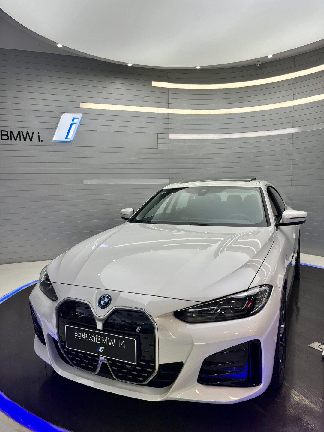 纯电动bmw i4