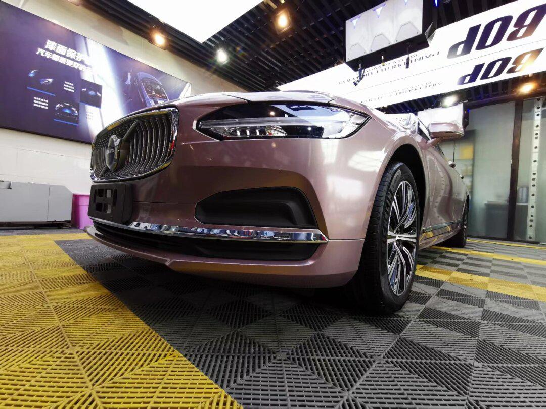 沃尔沃s90改色冰梅粉