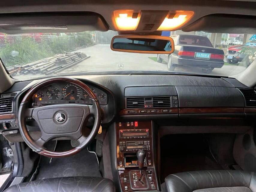 梅赛德斯奔驰 w140 s600 国宾版本