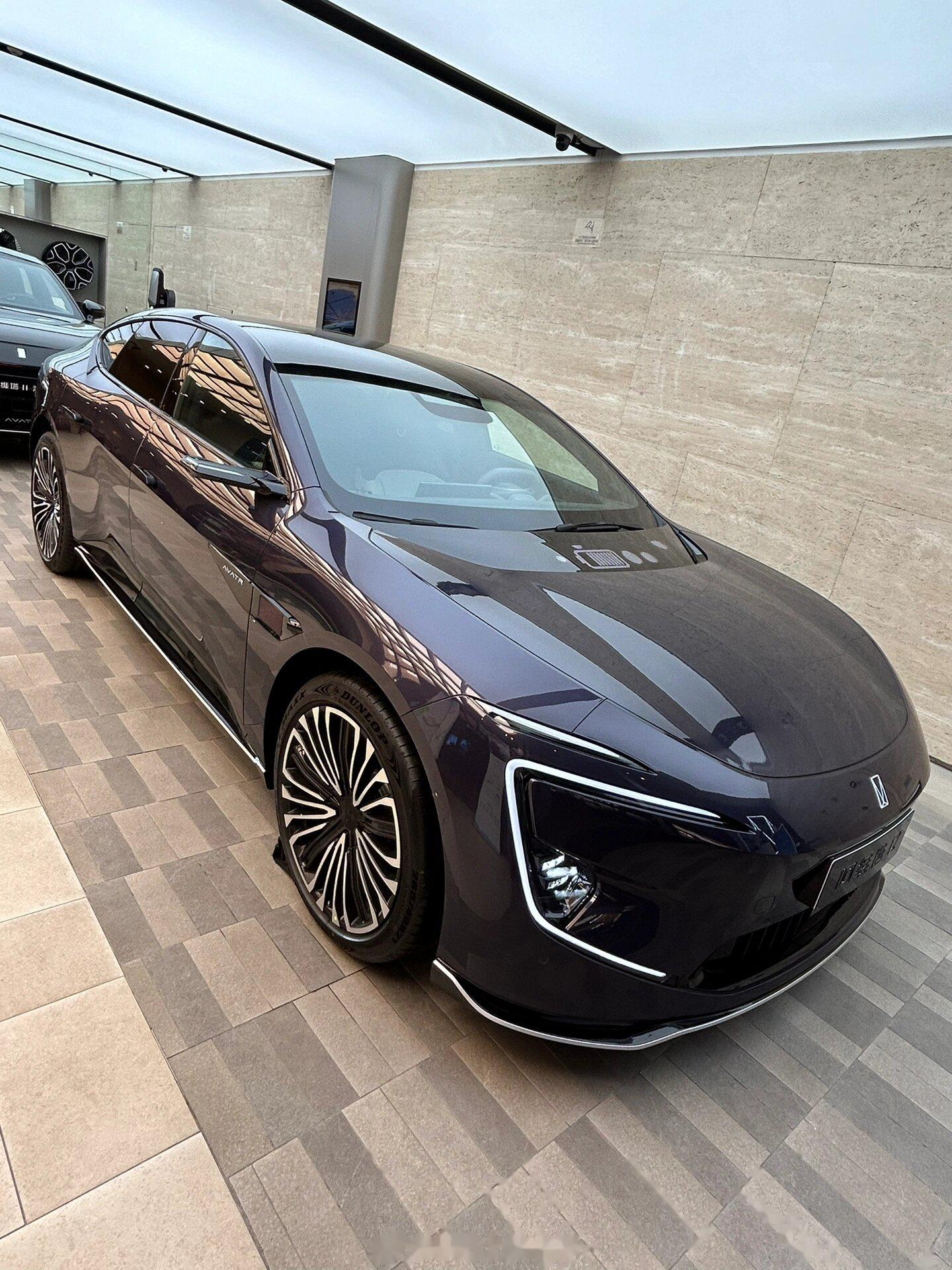 这就是30w巨帅的电动轿车?