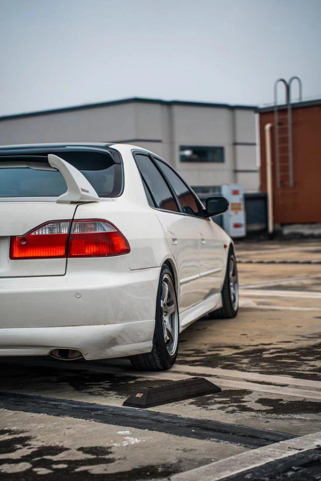 六代本田雅阁-cg5