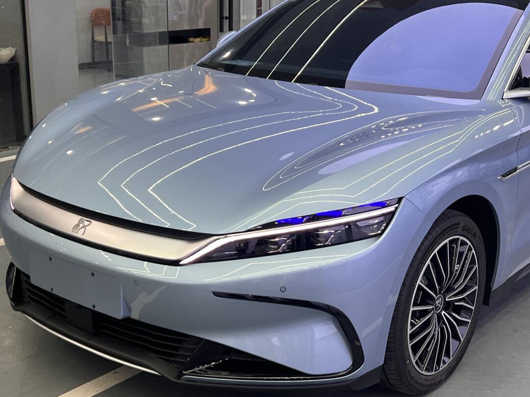 路上很少见的比亚迪汉颜色