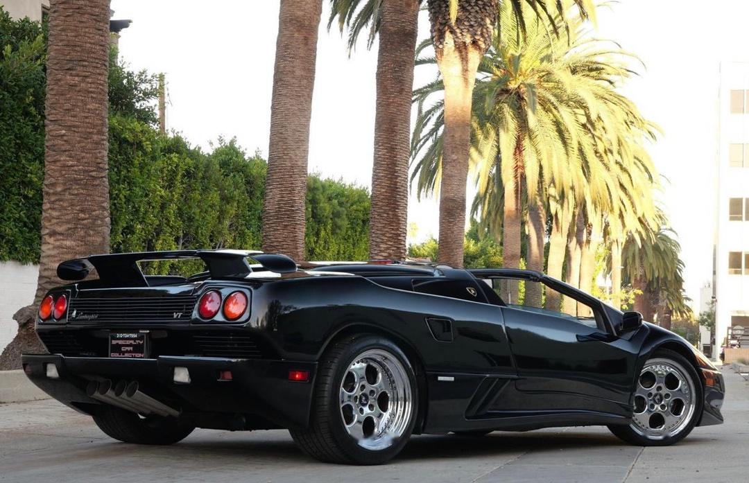 兰博基尼第二代diablo vt roadster,20世纪90年代诞生的传奇超