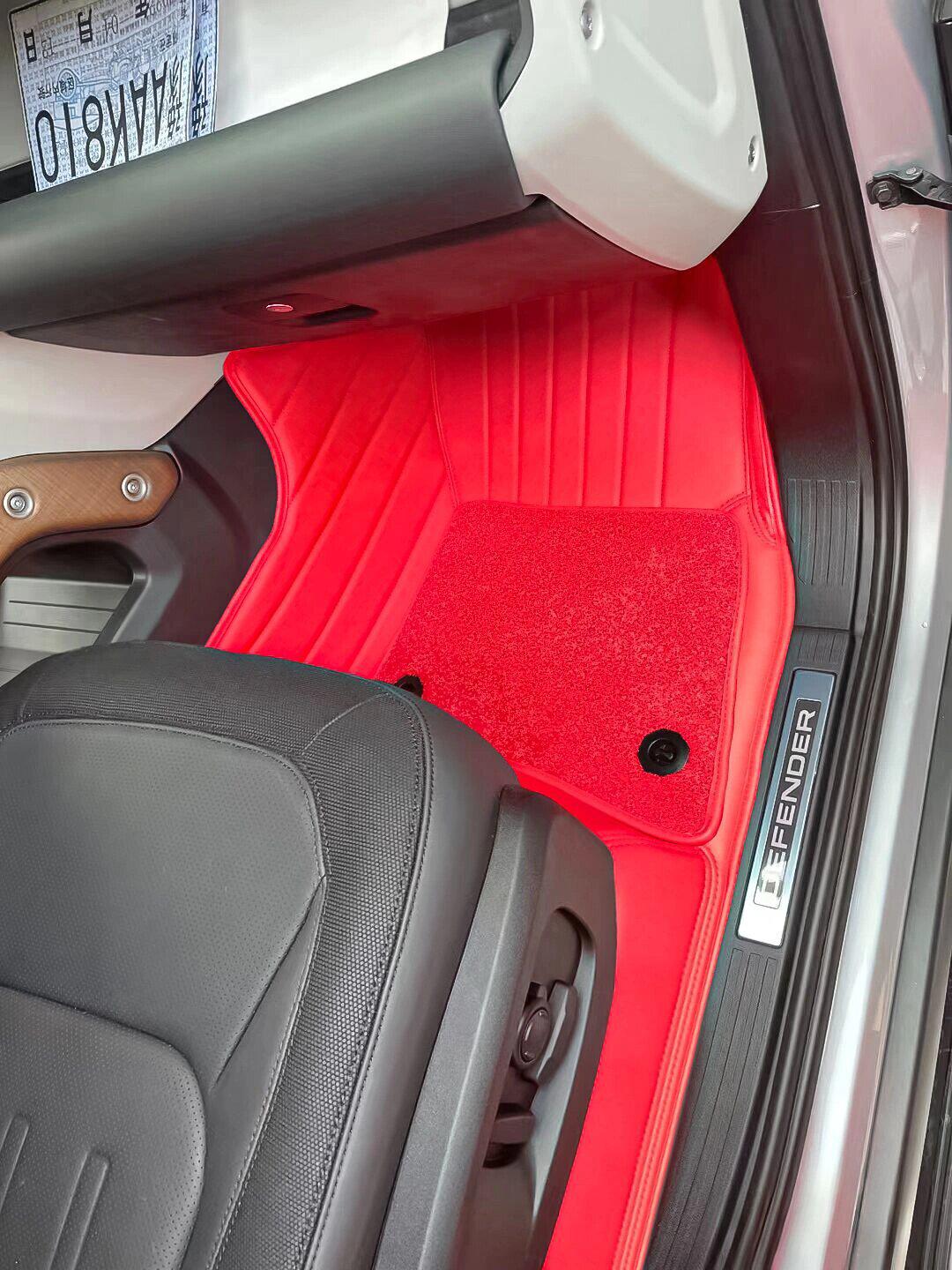 一步到位,路虎揽胜红色脚垫,太香了!
