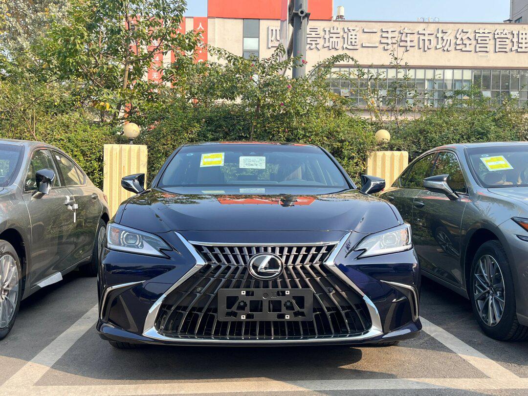雷克萨斯es怎么选颜色 指引来咯9999