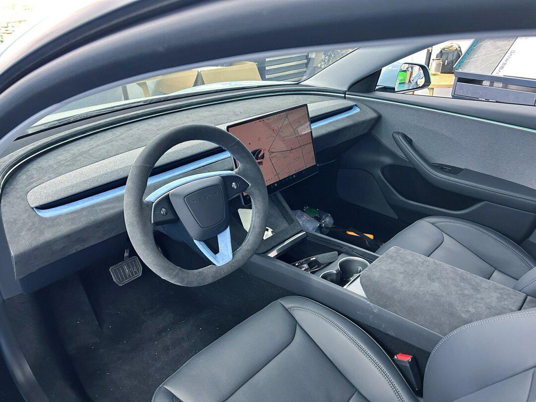 新款特斯拉3升级alcantara 内饰_model 3社区_易车社区