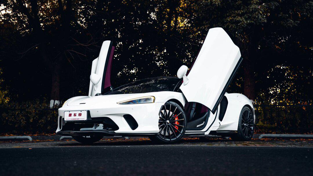 22年白红迈凯伦gt,4500公里只需16x!