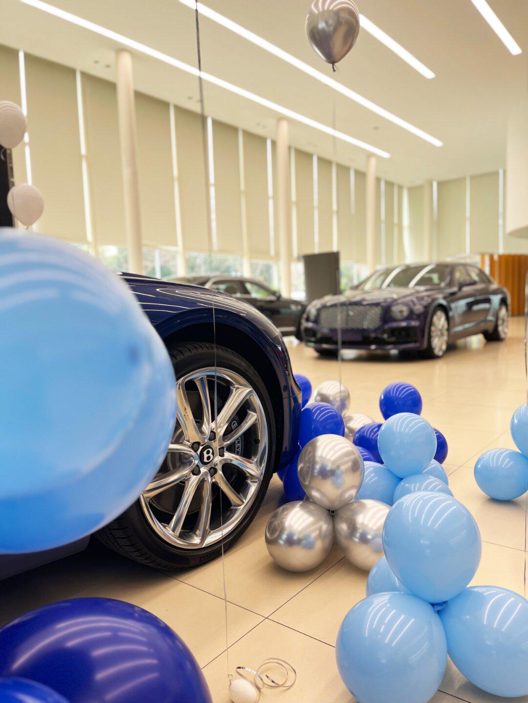 宾利璀璨蓝欧陆gt 交车仪式 0797