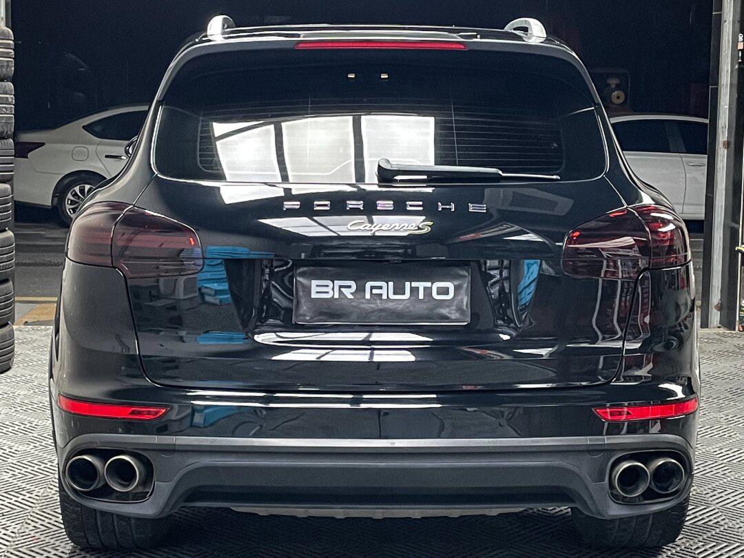 保时捷卡宴改色贴膜 pet钢琴黑